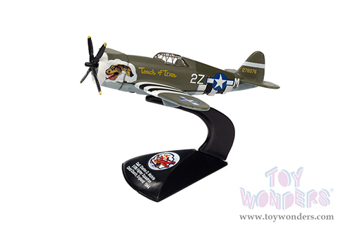 Round 2 Johnny Lightning - Military 2022 Release 2 Set B "WWII Warriors: Pacific Theater" (1/64 scale diecast model car, Asstd.) JLML008/48B