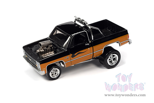 Round 2 Johnny Lightning - Street Freaks 2022 Release 1 Set B (1/64 scale diecast model car, Asstd.) JLSF023/48B