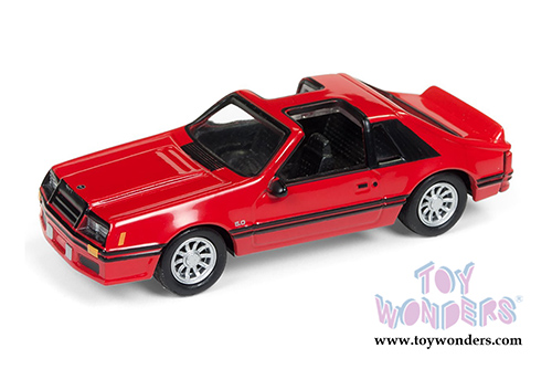 Round 2 Johnny Lightning - Classic Gold 2018 Release 2 Set A | Ford Mustang GT T-Top (1982, 1/64 scale diecast model car, Brite Bittersweet Orange) JLSP013/24A