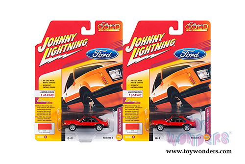 Round 2 Johnny Lightning - Classic Gold 2018 Release 2 Set A | Ford Mustang GT T-Top (1982, 1/64 scale diecast model car, Brite Bittersweet Orange) JLSP013/24A