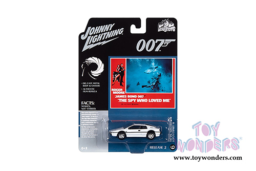 Round 2 Johnny Lightning - Pop Culture Series | James Bond Lotus Sprit - The Spy Who Loved Me (1976, 1/64 scale diecast model car, White) JLSP127/24