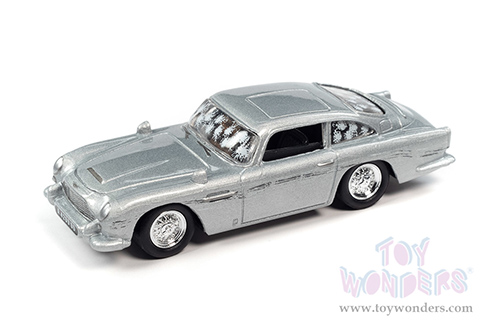 Round 2 Johnny Lightning - Pop Culture Series | Aston Martin DB5 (Damaged) James Bond 007 "No Time To Die" (1/64 scale diecast model car, Silver Birch) JLSP160/24