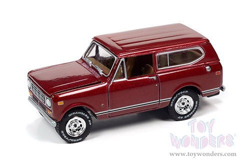 Round 2 Johnny Lightning - Classic Gold Collection 2021 Release 3 | International Scout II (1979, 1/64 scale diecast model car, Custom Maroon Metallic) JLSP168/24A