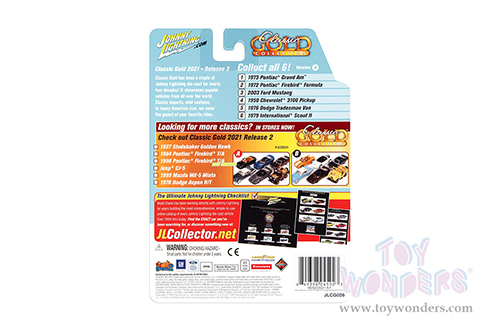 Round 2 Johnny Lightning - Classic Gold Collection 2021 Release 3 | International Scout II (1979, 1/64 scale diecast model car, Custom Maroon Metallic) JLSP168/24A