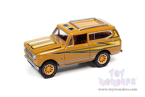 Round 2 Johnny Lightning - Classic Gold 2022 Release 1 Set B | International Scout II Midas Edition (1979, 1/64 scale diecast model car, Rallye Gold) JLSP223/24B