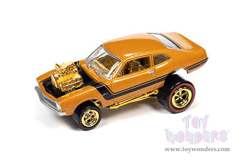 Round 2 Johnny Lightning - Street Freaks 2022 Release 1 Set B | Ford Maverick - Zingers! (1972, 1/64 scale diecast model car, Solar Gold w/Black Stripe) JLSP229/24B