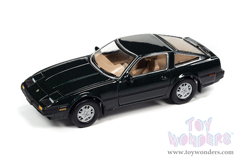 Round 2 Johnny Lightning - Classic Gold 2022 Release 2 Set B | Nissan 300ZX (1984, 1/64 scale diecast model car, Dark Green Metallic) JLSP243/24B