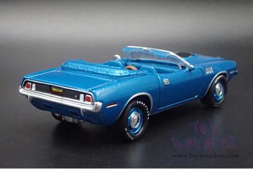 Round 2 Johnny Lightning - Plymouth Barracuda Convertible "Mecum Auctions" (1971, 1/64 scale diecast model car, Blue Fire Metallic) JLSP375/24