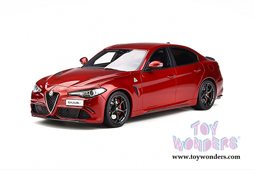 Ottomobile - Alfa Romeo Giulia Quadrifoglio Hard Top (2016, 1/18 scale resin model car, Rosso Competizione) OT284