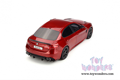 Ottomobile - Alfa Romeo Giulia Quadrifoglio Hard Top (2016, 1/18 scale resin model car, Rosso Competizione) OT284