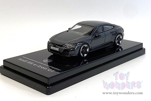Paragon - Audi e-tron GT RS (1/64 scale diecast model car, Daytona Gray) PA55331GY