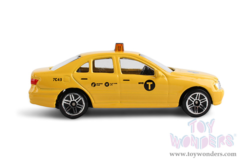Daron Realtoy® - N.Y.C. Ford Taxi Cab (3" diecast model car, Yellow) RT8953T