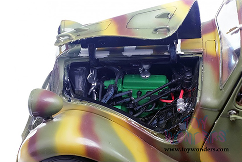 Solido - Citroën Traction 11CV FFI Hardtop (1944, 1/18 scale diecast model car, Green Camouflage) S1800902