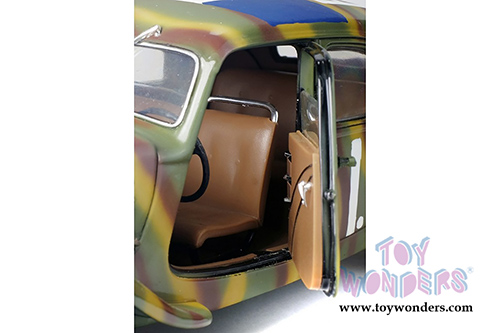 Solido - Citroën Traction 11CV FFI Hardtop (1944, 1/18 scale diecast model car, Green Camouflage) S1800902