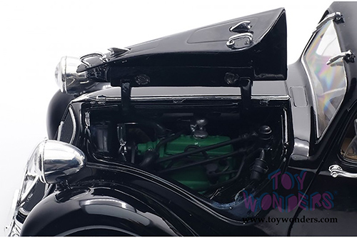 Solido - BMW E30 Sport Evo Hardtop (1990, 1/18 scale diecast model car, Black) S1801501