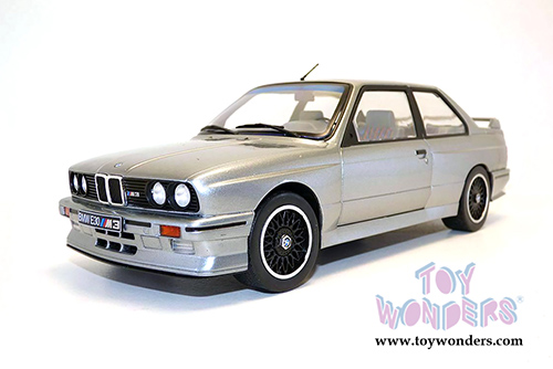 Solido - BMW E30 M3 Hardtop (1990, 1/18 scale diecast model car, Silver) S1801506