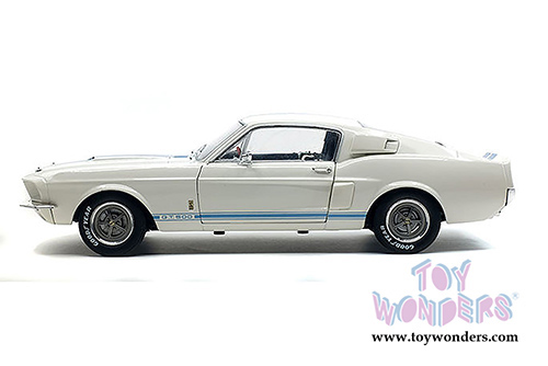 Solido - Shelby Mustang GT500 Hardtop (1967, 1/18 scale diecast model car, White/w Blue stripes) S1802901