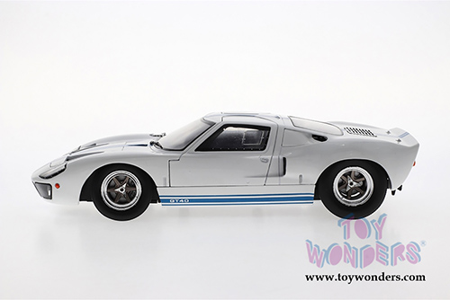 Solido - Ford GT40 Widebody T-Top (1968, 1/18 scale diecast model car, White w/Blue) S1803002