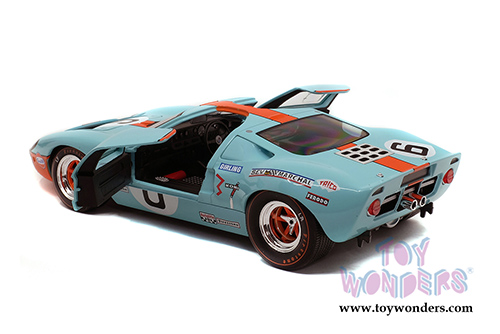 Solido - Ford GT40 MKI #6 Gulf&reg; Oil Le Mans J. Ickx/J. Olivier (1969, 1/18 scale diecast model car, Light Blue/Orange) S1803003