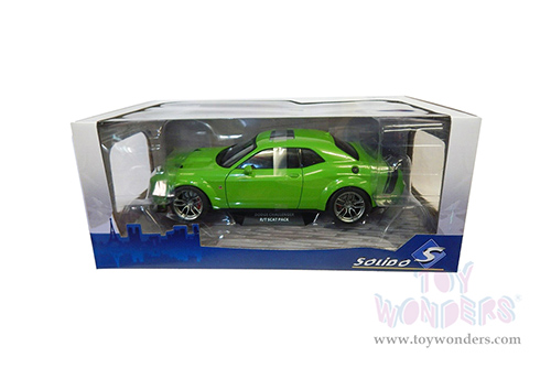 Solido - Dodge Challenger R/T Scat Pack Widebody (2020, 1/18 scale diecast model car, Green) S1805704