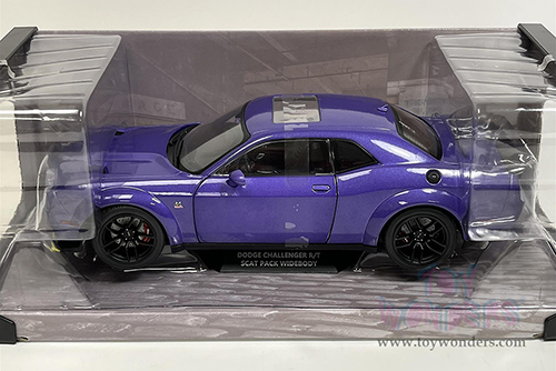 Solido - Dodge Challenger R/T Scat Pack Widebody (2020, 1/18 scale diecast model car, Plum Crazy) S1805705