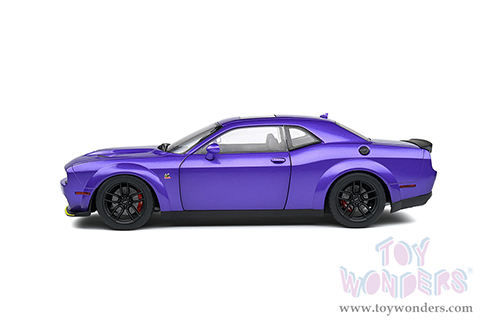 Solido - Dodge Challenger R/T Scat Pack Widebody (2020, 1/18 scale diecast model car, Plum Crazy) S1805705