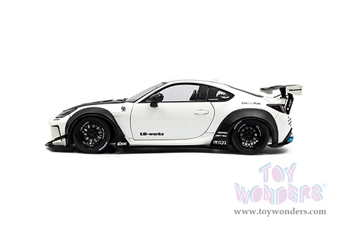 Solido - Toyota GR86 with Liberty Walk Body Kit (2024, 1/18 scale diecast model car, Pearl White) S1813602