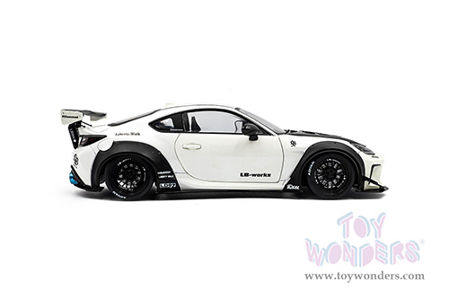Solido - Toyota GR86 with Liberty Walk Body Kit (2024, 1/18 scale diecast model car, Pearl White) S1813602