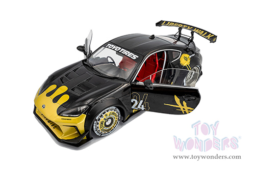 Solido - Toyota GR86 with Liberty Walk Body Kit (2024, 1/18 scale diecast model car, Black/Gold) S1813603