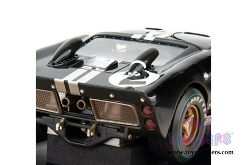 Shelby - Ford GT-40 MK II Hardtop #2 After Race (Dirty Version)(1966, 1/18 scale diecast model car, Black w/ Silver Stripes) SC431BK