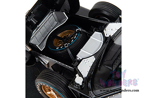 Shelby - Ford GT-40 MK II Hardtop #2 After Race (Dirty Version)(1966, 1/18 scale diecast model car, Black w/ Silver Stripes) SC431BK