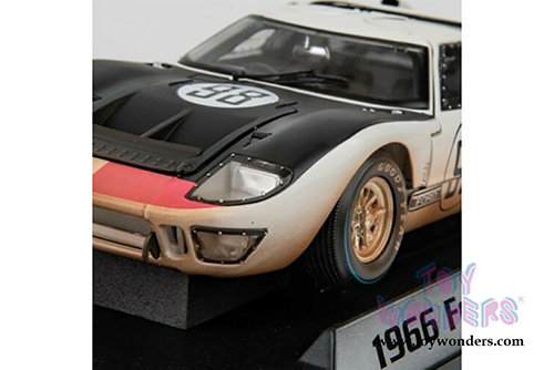 Shelby - Shelby Ford GT-40 MK II #98 24 Hours Daytona Winner Hardtop After Race (Dirty Version)(1966, 1/18 scale diecast model car, White) SC432W