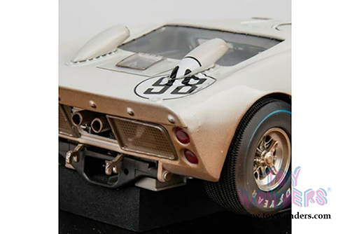Shelby - Shelby Ford GT-40 MK II #98 24 Hours Daytona Winner Hardtop After Race (Dirty Version)(1966, 1/18 scale diecast model car, White) SC432W