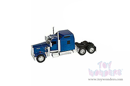 New Ray - Long Haul Trucker | Kenworth® W900 with Farm Tractor (1/32, scale diecast model car, Blue) SS-10373A