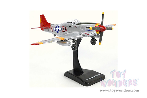 New Ray - P-51 Mustang&reg; Tuskegee Airmen "Red Tails" Model Kit (1/48 Scale plastic model, Silver/Red) SS-20235