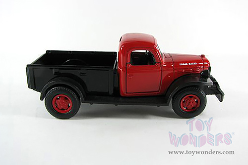 New Ray - Country Life | Dodge Power Wagon with Flatbed Trailer, Farm Tractor and Animal Feed Bags (1946, 1/32, scale diecast model car, Asstd.) SS-54296B
