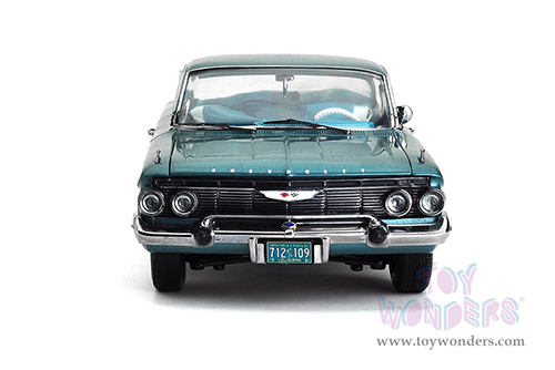 Sun Star USA - Chevrolet&reg; Impala&trade; Sport Coupe (1961, 1/18 scale diecast model car, Turquoise) SS2109
