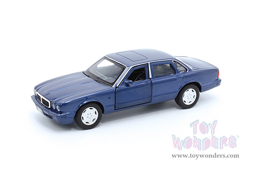 Showcasts Collectibles - Jaguar XJ6 (1/36 scale diecast model car, Asstd.) TM012009