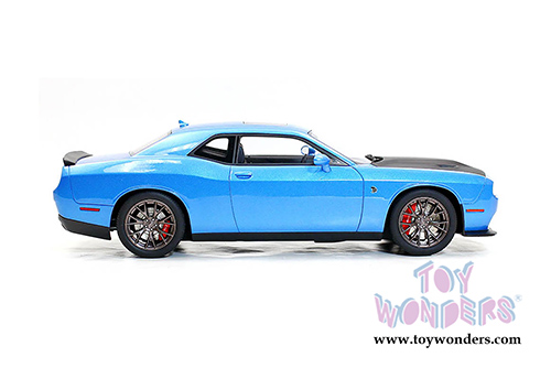 GT Spirit USA Exclusive - Dodge Hellcat Challenger Hard Top (2017, 1/18 scale resin model car, Blue) US006